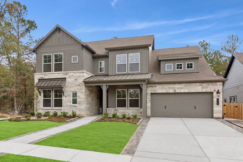 Exterior:Exterior Front