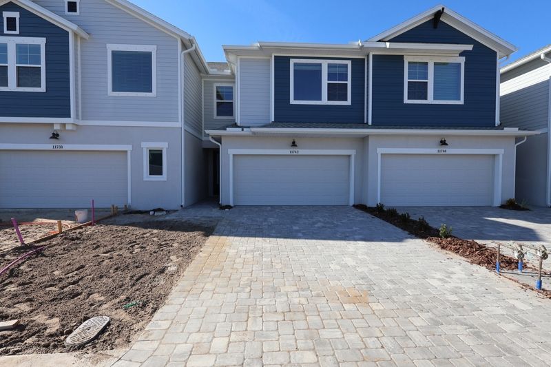 Exterior:Exterior Front