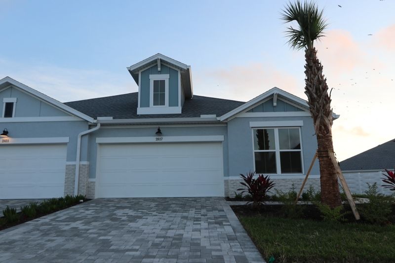 Exterior:Exterior Front