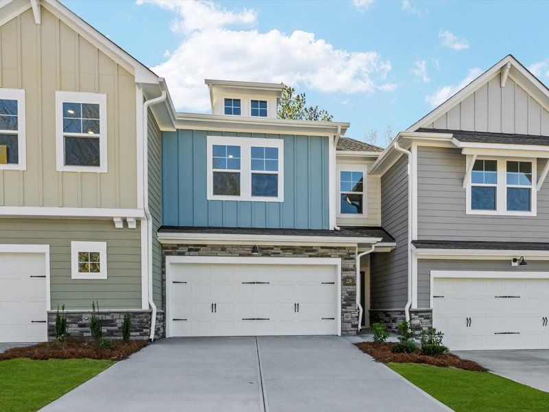 Exterior:Exterior Front