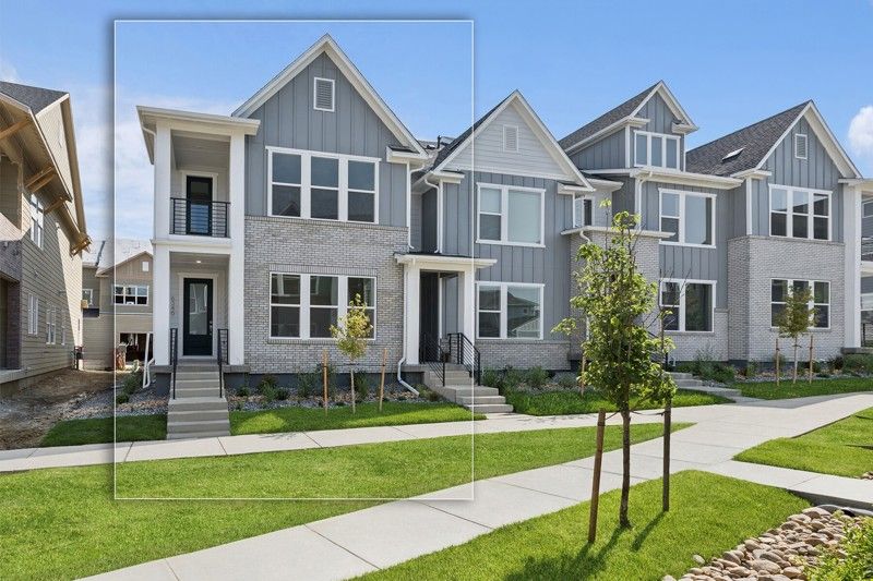 Exterior:Exterior Front