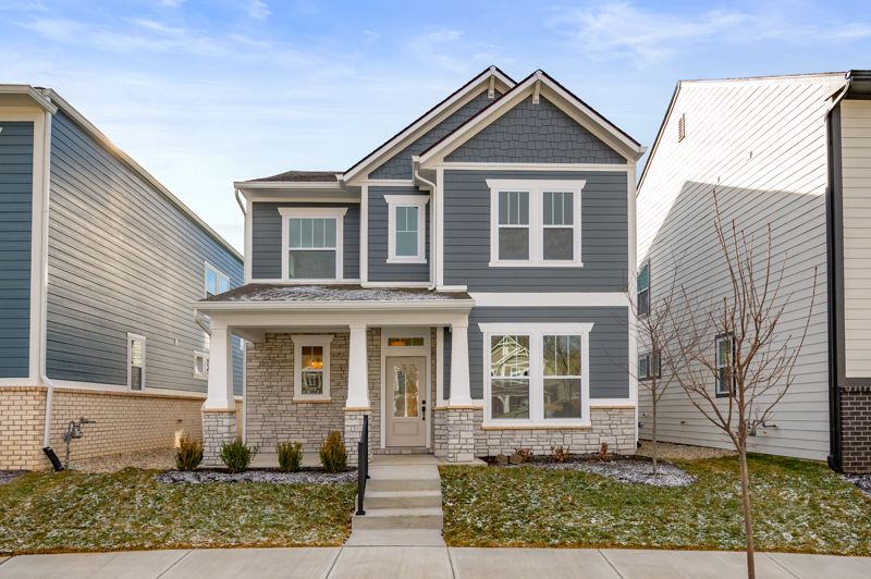 Exterior:Exterior Front