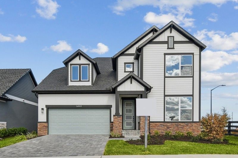 Exterior:Exterior Front