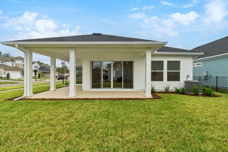 Exterior:Exterior Rear