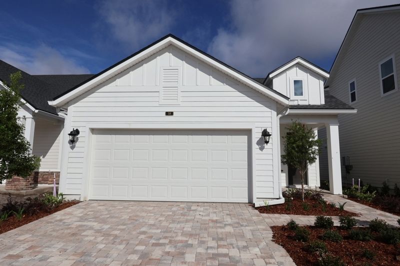 Exterior:Exterior Front