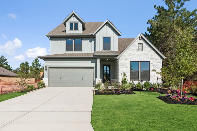 Exterior:Exterior Front