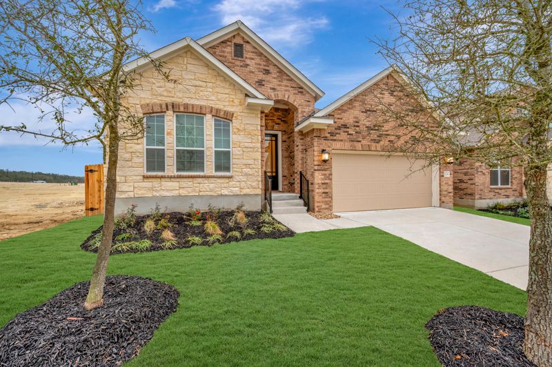 Exterior:Exterior Front