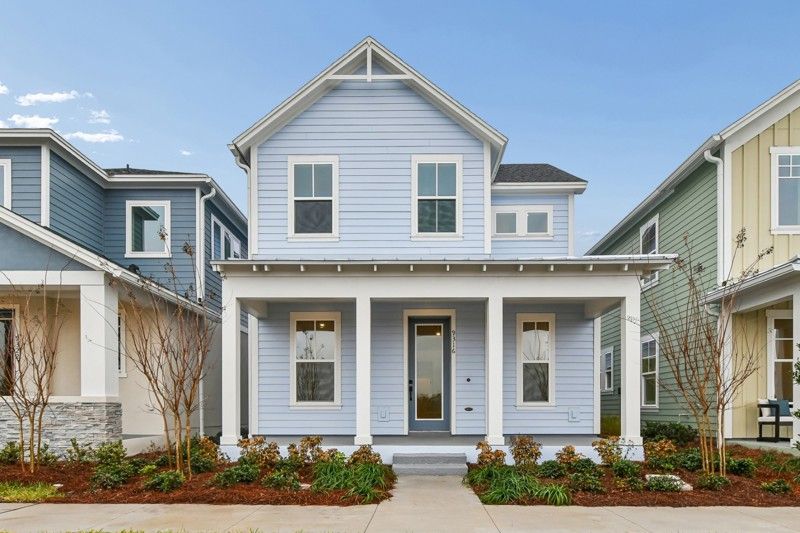 Exterior:Exterior Front