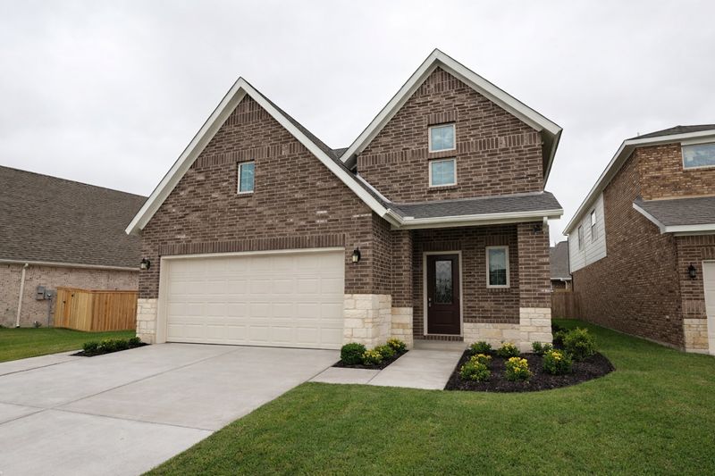 Exterior:The Marshall - B Exterior