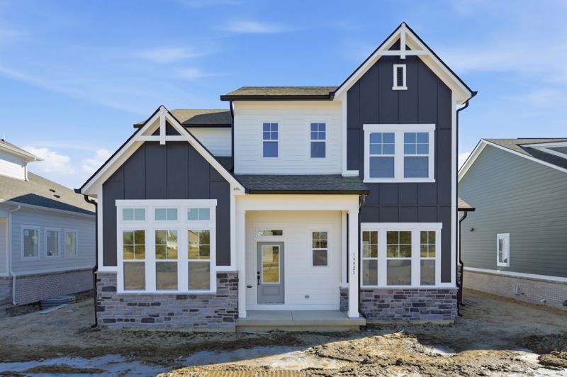 Exterior:Exterior Front