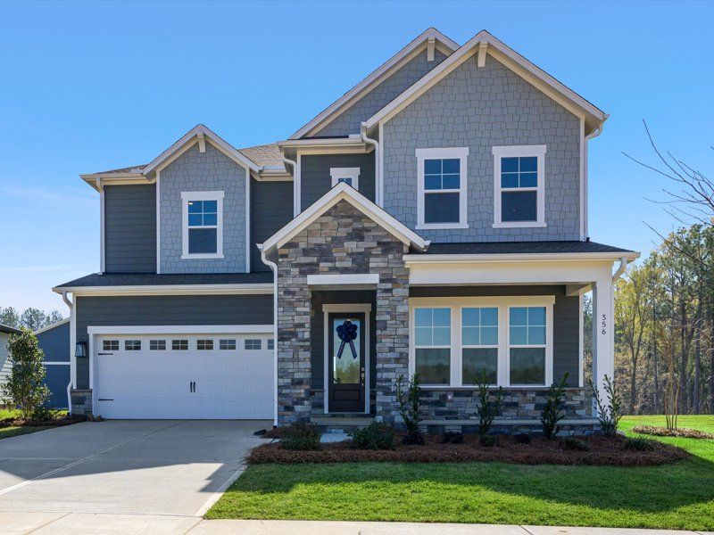 Exterior:Exterior Front