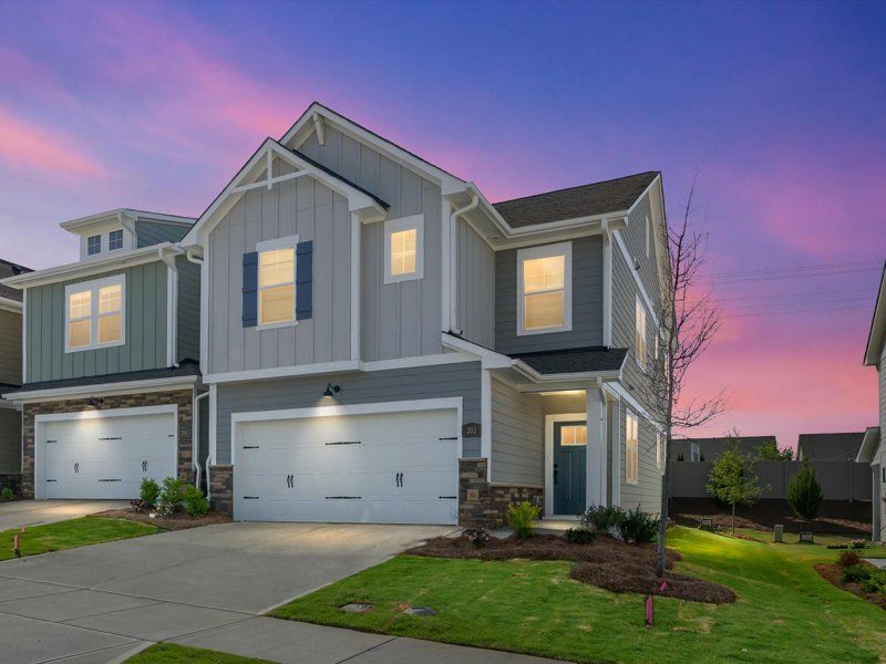 Exterior:Exterior Front