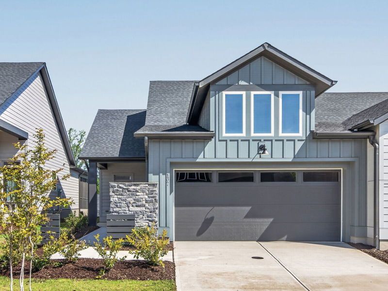 Exterior:Exterior Front