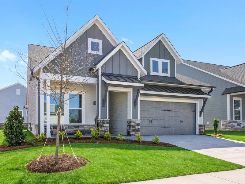 Exterior:Exterior Front