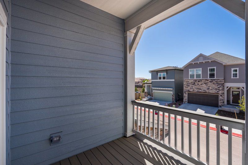 Exterior:Porch