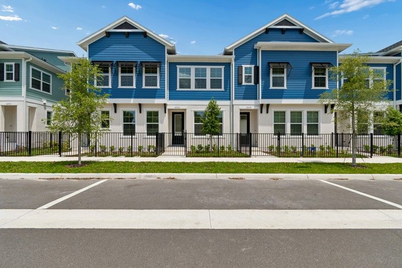 Exterior:Exterior Front