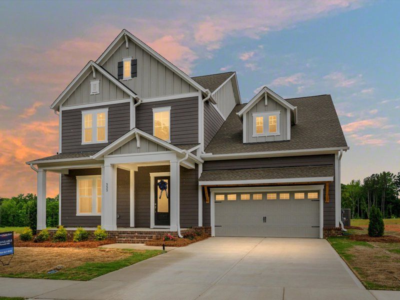 Exterior:Exterior Front