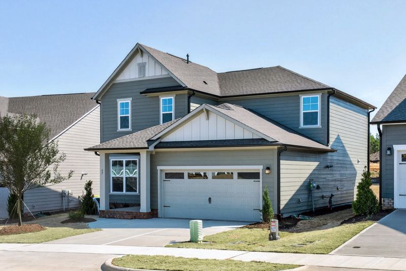 Exterior:Exterior Front