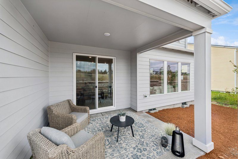 Exterior:Porch