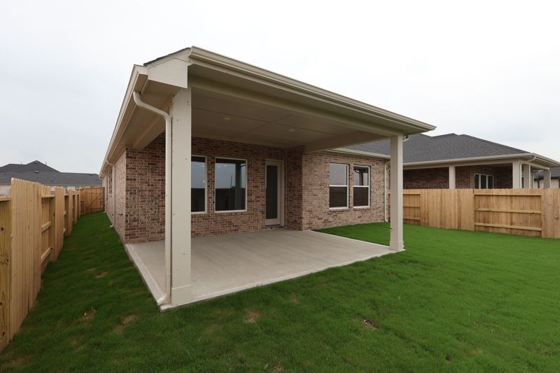 Exterior:Exterior Rear
