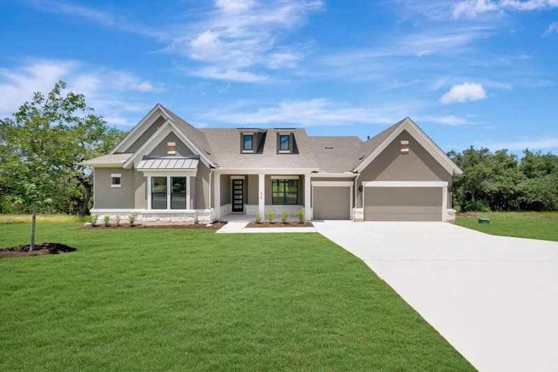Exterior:Exterior Front