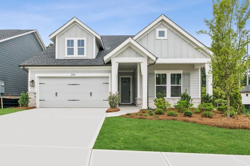 Exterior:Exterior Front