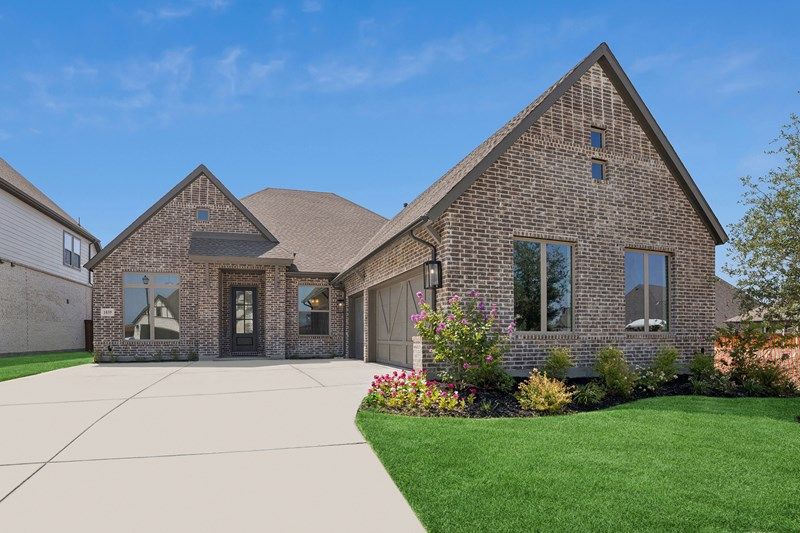 Exterior:The Beverly - A Exterior