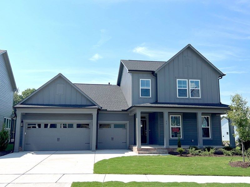Exterior:The Buckhorn - A Exterior