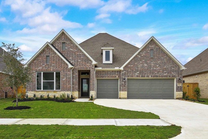 Exterior:The Grayden - D Exterior