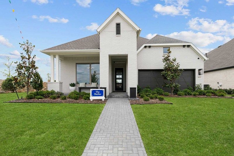 Exterior:The Bayliss - E Exterior