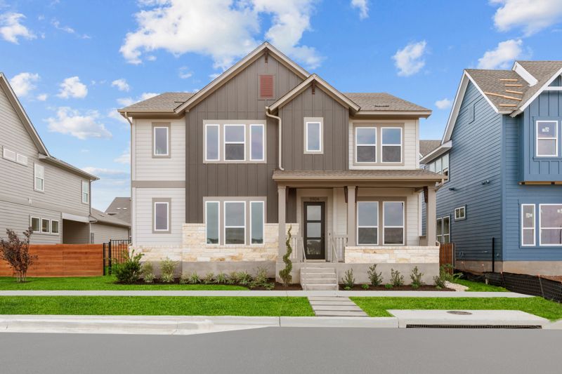 Exterior:Exterior Front