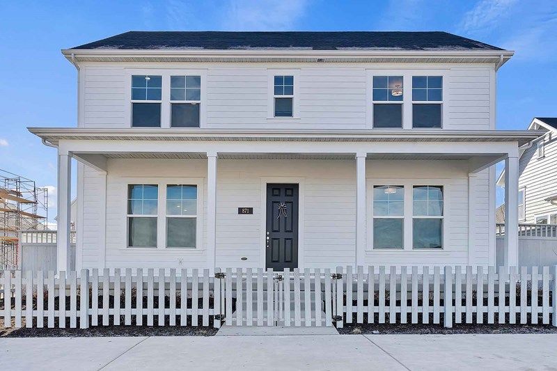 Exterior:The Winchell - A Exterior