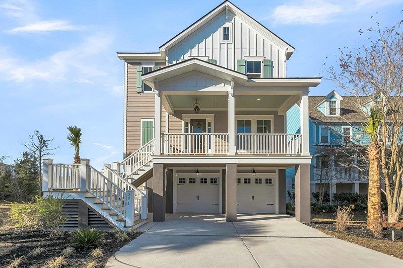 Exterior:The Buckeye - A Exterior