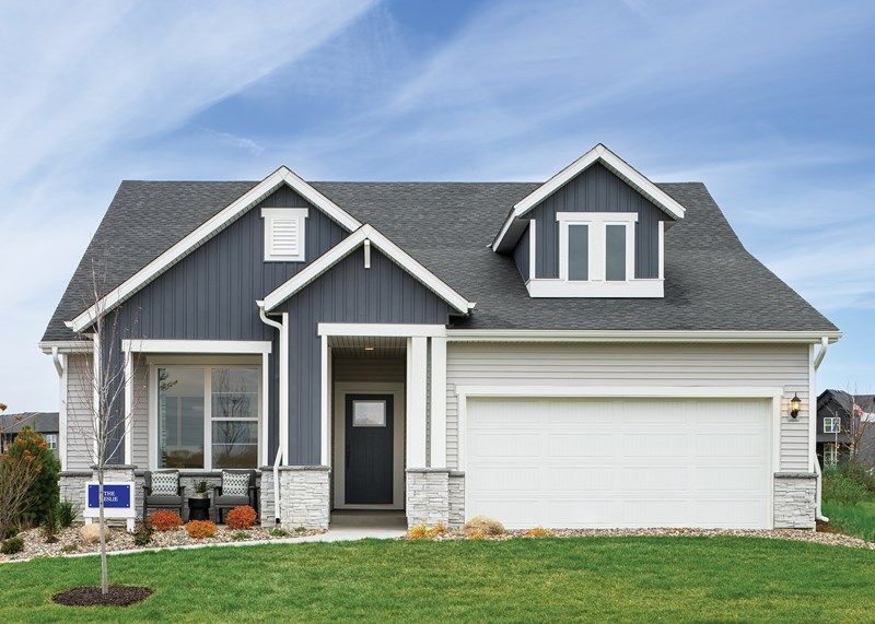 Exterior:The Leslie - A Exterior