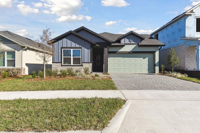 Exterior:Exterior Front