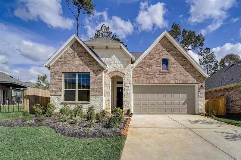 Exterior:The Cloverstone - G Exterior