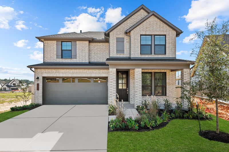 Exterior:Exterior Front