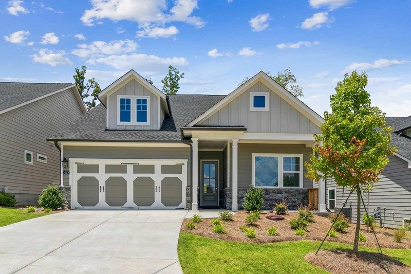 Exterior:The Ravenwood II - E Exterior