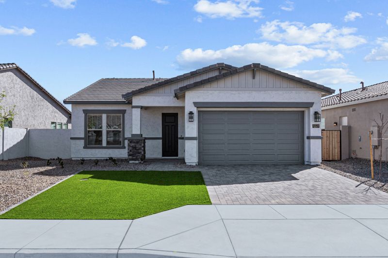 Exterior:Exterior Front