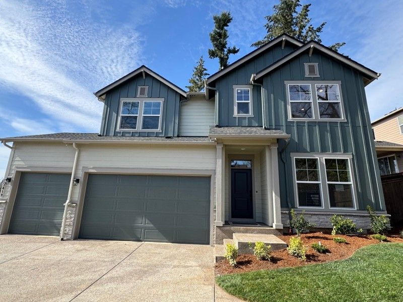 Exterior:Exterior Front