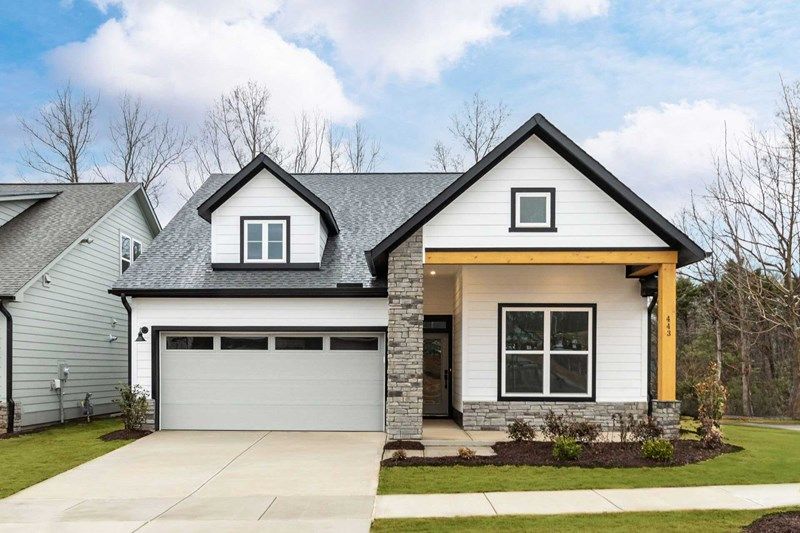 Exterior:The Mosley - A Exterior