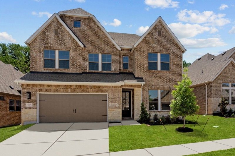 Exterior:Exterior Front