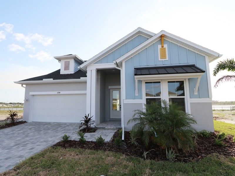 Exterior:Exterior Front