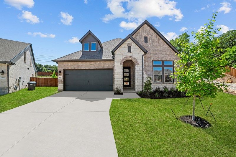 Exterior:The Braxton - A Exterior