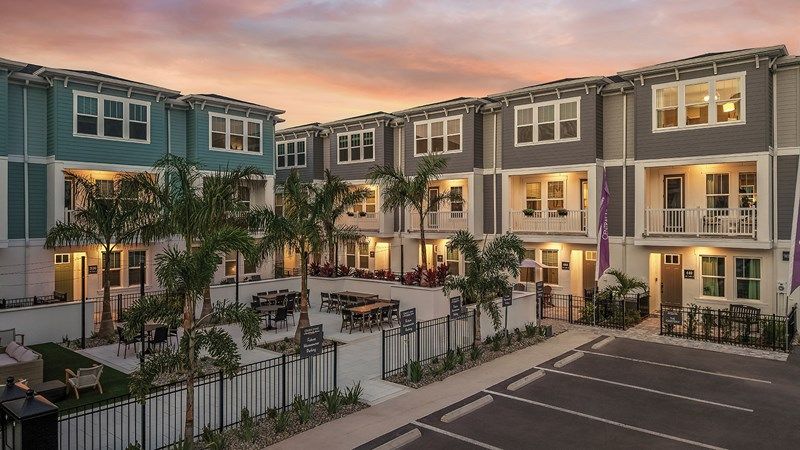 Exterior:The Carsten II