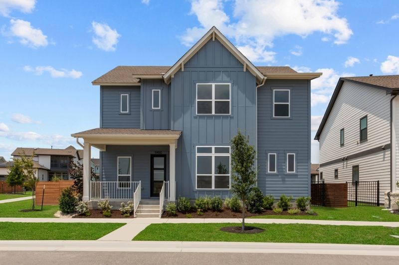 Exterior:Exterior Front