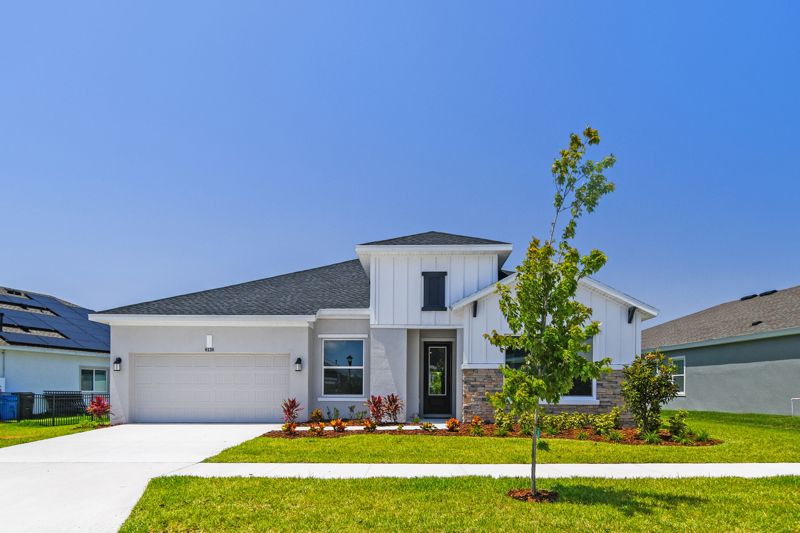 Exterior:Exterior Front