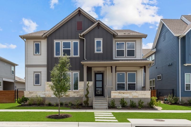 Exterior:Exterior Front