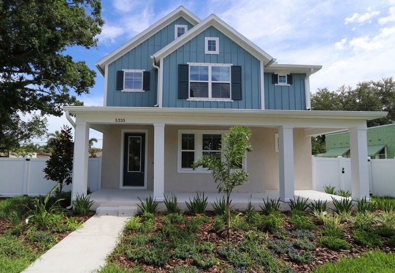 Exterior:Exterior Front