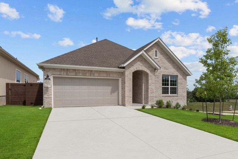 Exterior:Exterior Front